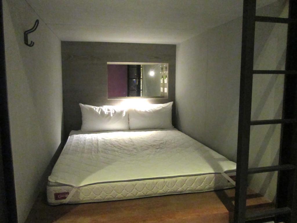 Kiwi Express Hotel-Taichung Station II Room photo